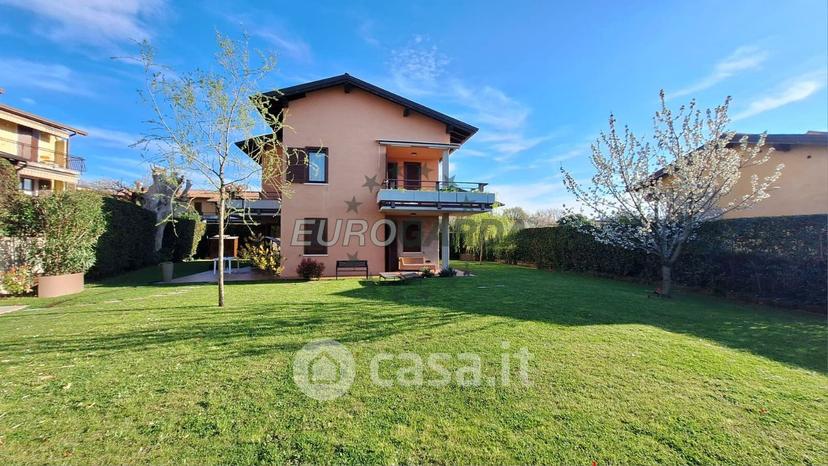 Villa in Via Dosso 10 — foto 41 di 60