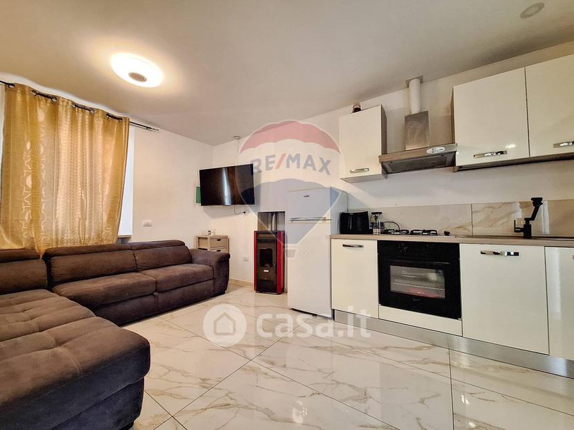 Bilocale in Via San Giulio 67 — foto 9 di 11