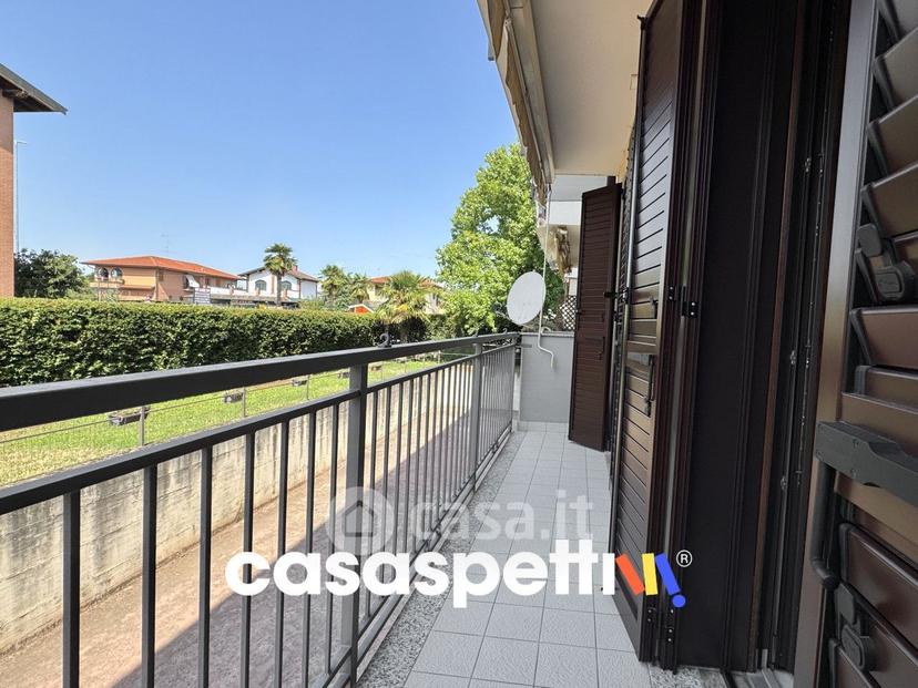 Trilocale in Via Sandro Pertini 9 -1 — foto 21 di 32