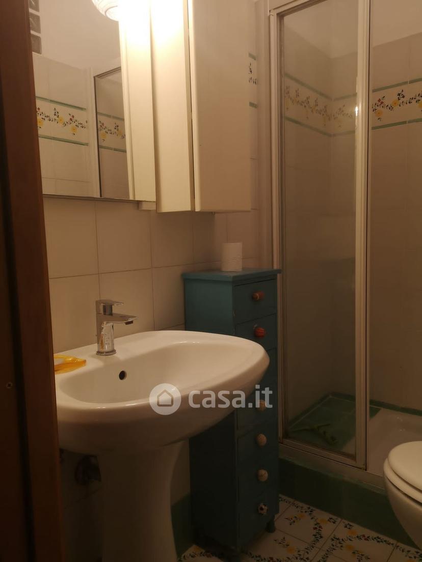 Stanza in Via Corsaglia 12 — foto 12 di 16