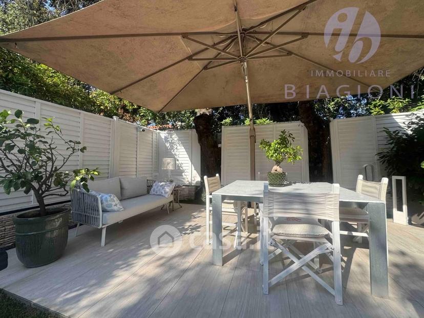 Villa in Via Vincenzo Bellini 5 — foto 14 di 28