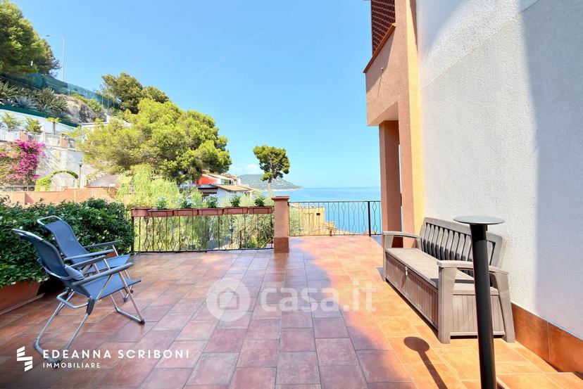 Trilocale in Via Aurelia 111 — foto 21 di 38