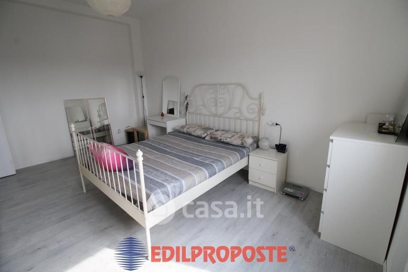 Bilocale in Via Alcide de Gasperi 58 — foto 3 di 9