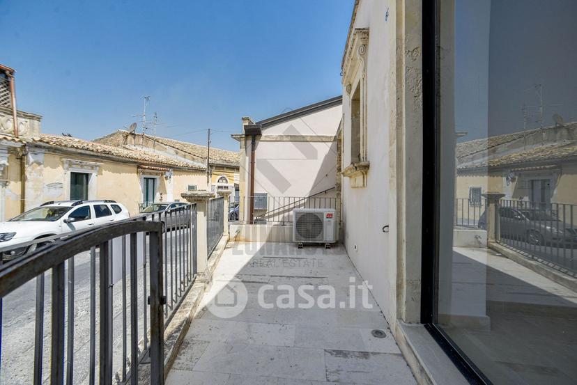 Trilocale in Via Venti Settembre 58 — foto 10 di 16