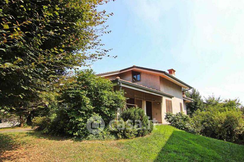 Villa in Via Enrico Fermi 9 — foto 13 di 45