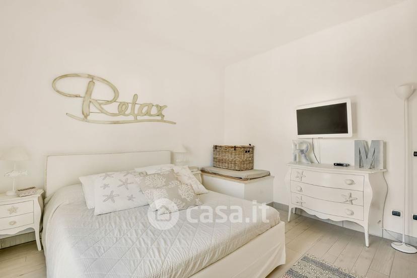 Villa in Via Piave — foto 6 di 18