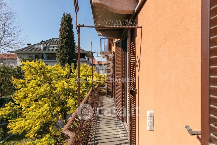 Villa in Via Martiri di Belfiore 4 — foto 39 di 39