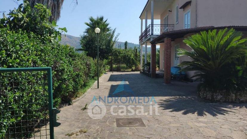 Villa in II Vico Rivoli — foto 14 di 20