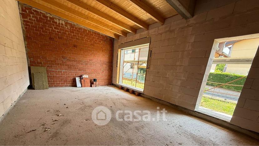 Villa in Via A. Volta 102 — foto 22 di 44
