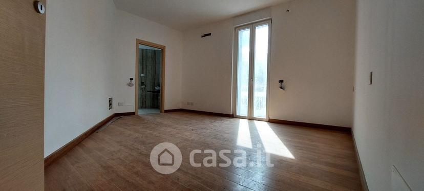 Trilocale in Viale Tancredi Galimberti — foto 2 di 11