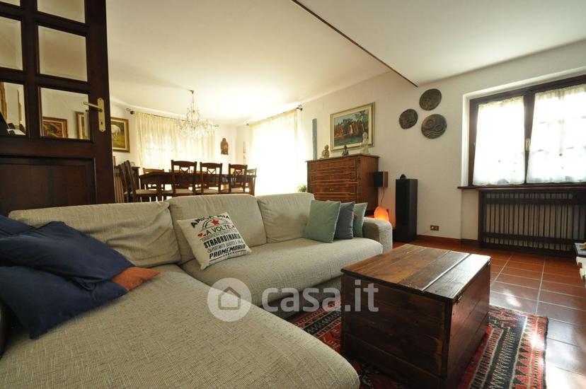 Villa in Via Leonardo da Vinci 35 — foto 24 di 42