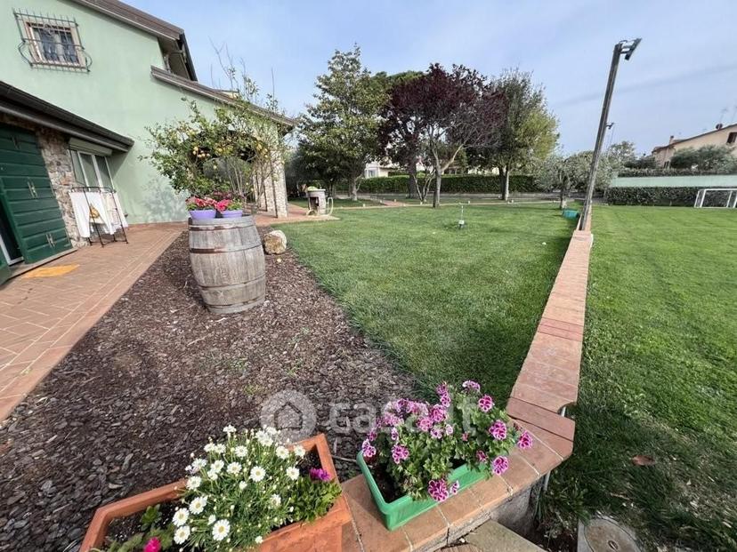 Villa in Via San Bartolo — foto 30 di 33