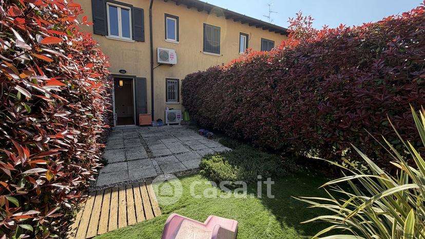 Trilocale in Via San Martino 18 — foto 7 di 31