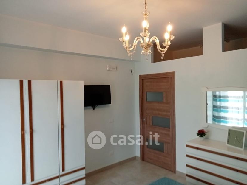 Trilocale in Via F. Cucinotti 2 — foto 4 di 22