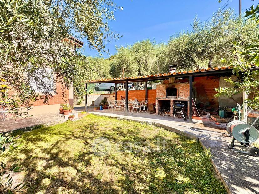 Villa in Via delle Scuole — foto 17 di 73