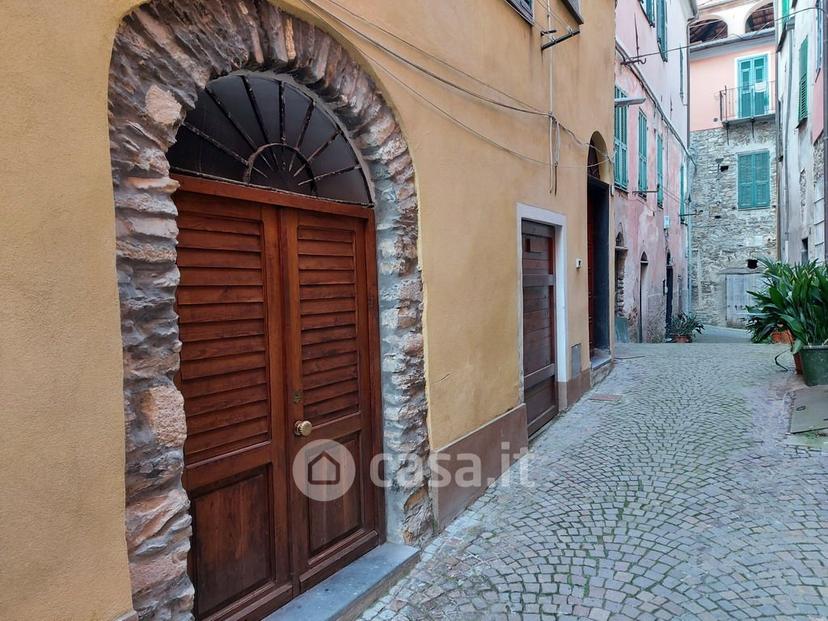 Trilocale in Via G. Garibaldi 1 — foto 5 di 32