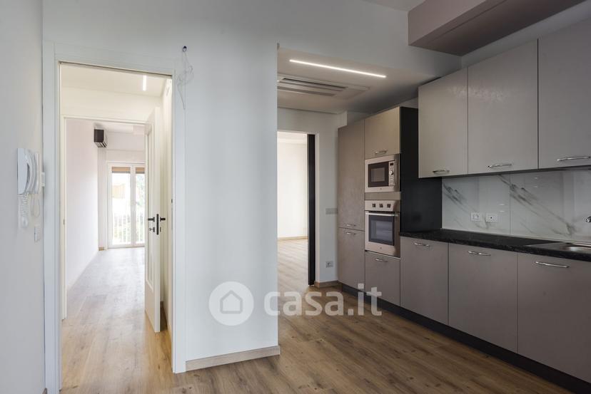 Appartamento in Via Livorno 3 — foto 23 di 33