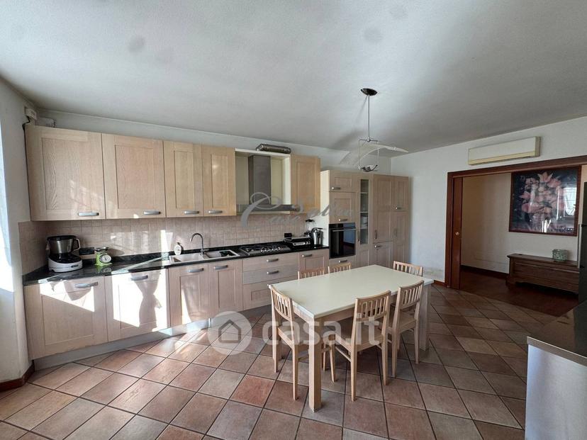 Villa in Strada Privata delle Acacie 16 — foto 10 di 33