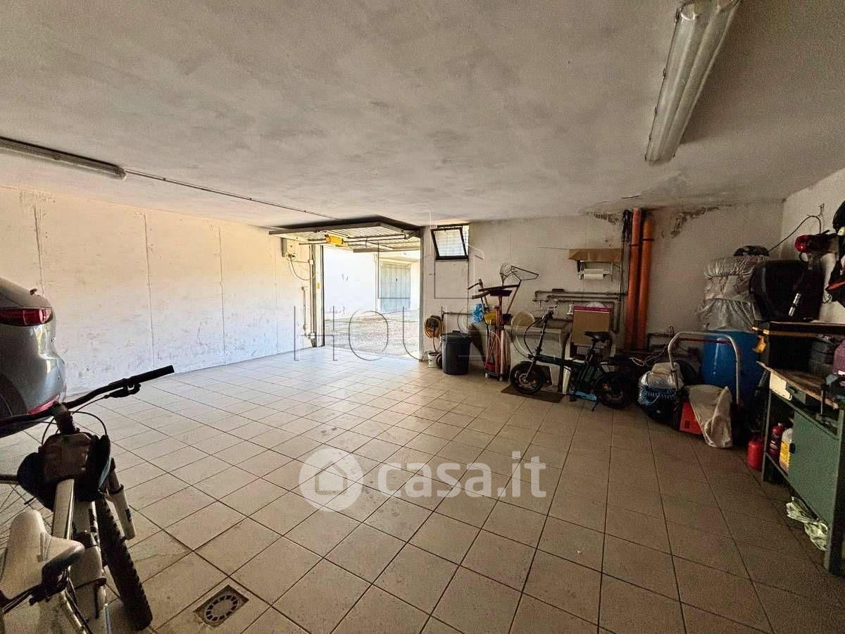 Appartamento in Viale Osimo