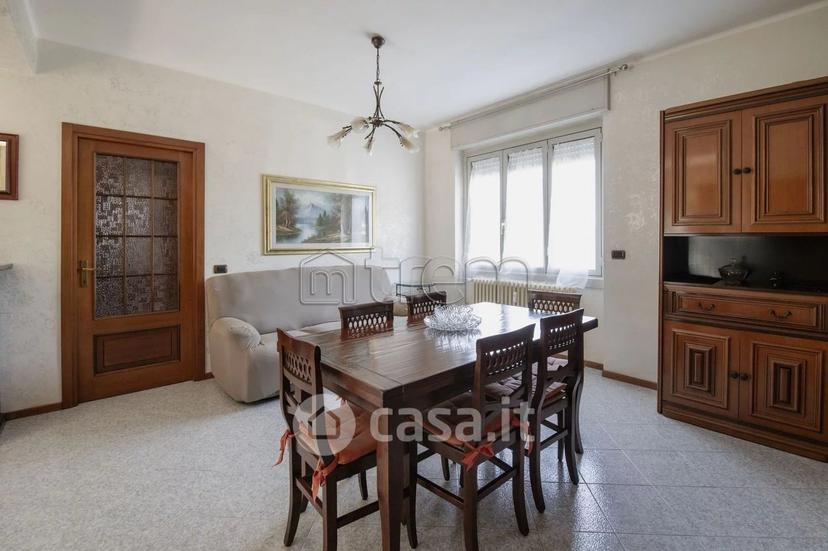 Trilocale in Via Carroccio 13 — foto 9 di 26