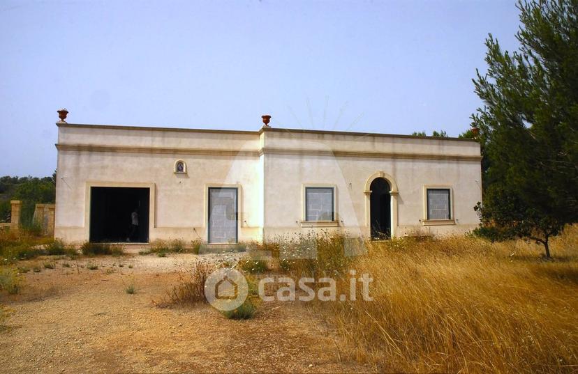 Villa in Strada Provinciale 324