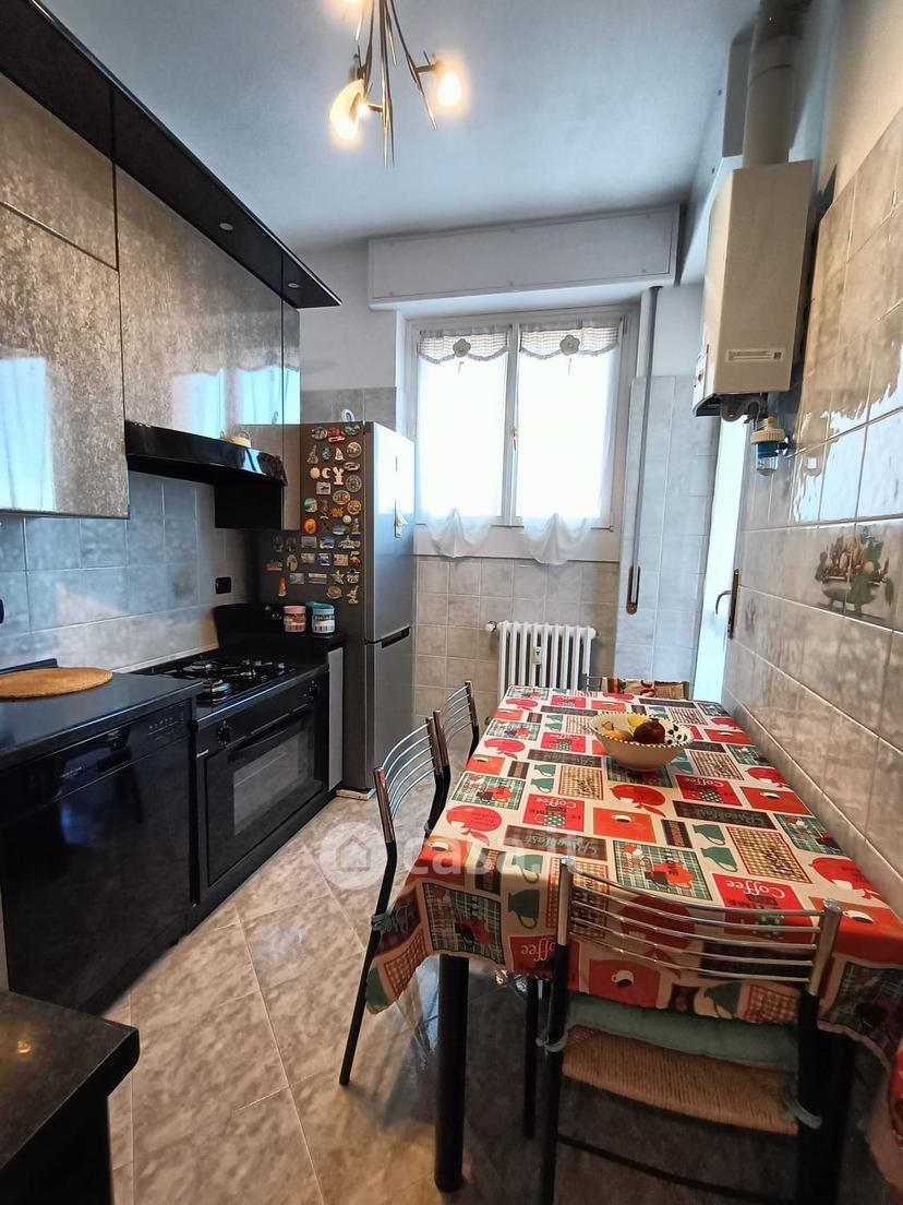 Quadrilocale in Via A. Poliziano 2 — foto 17 di 33