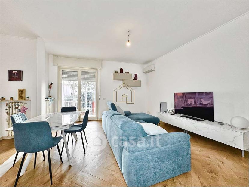 Trilocale in Viale Cavour — foto 11 di 25