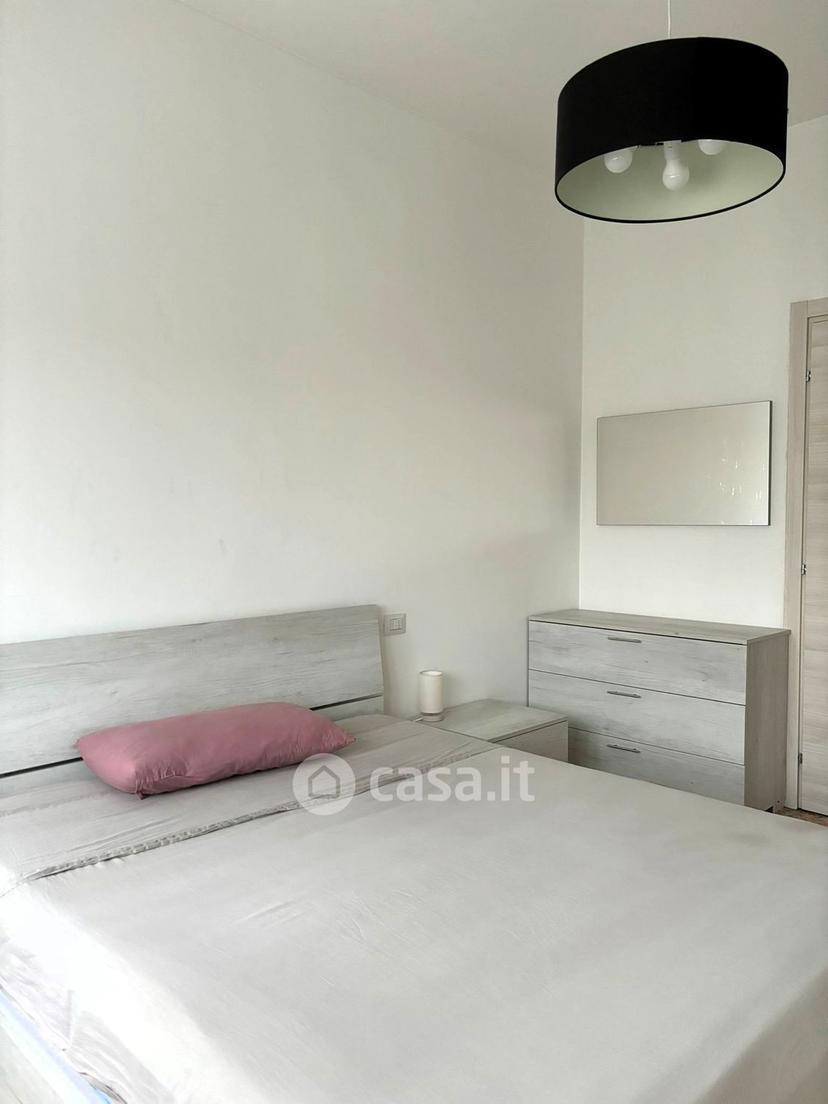 Stanza in Via Vittorio Veneto 1