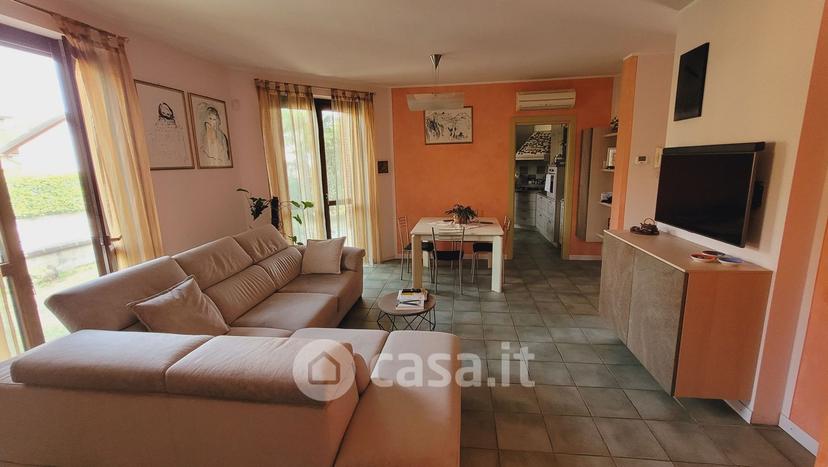 Villa in Via O. Fallaci — foto 11 di 58