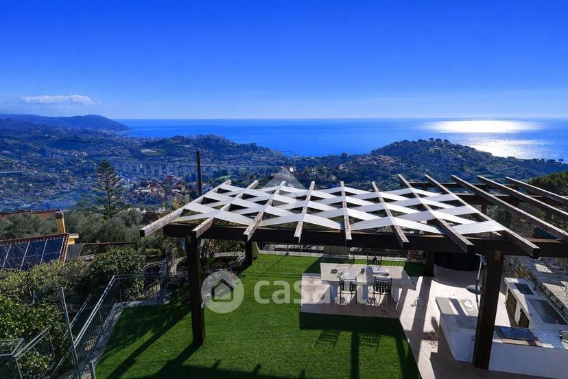 Villa in Strada Civezza 49 — foto 37 di 50