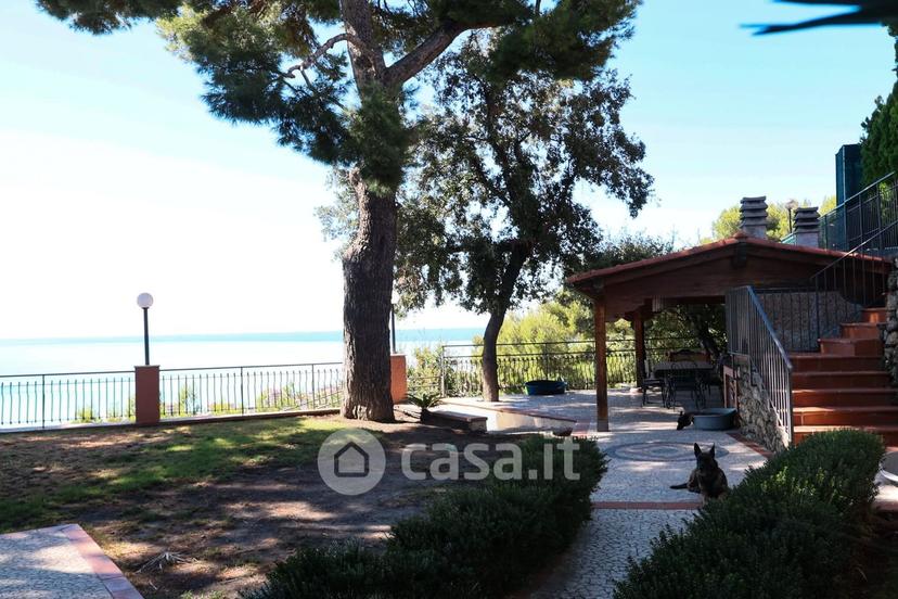 Villa in Roma 10 — foto 54 di 89