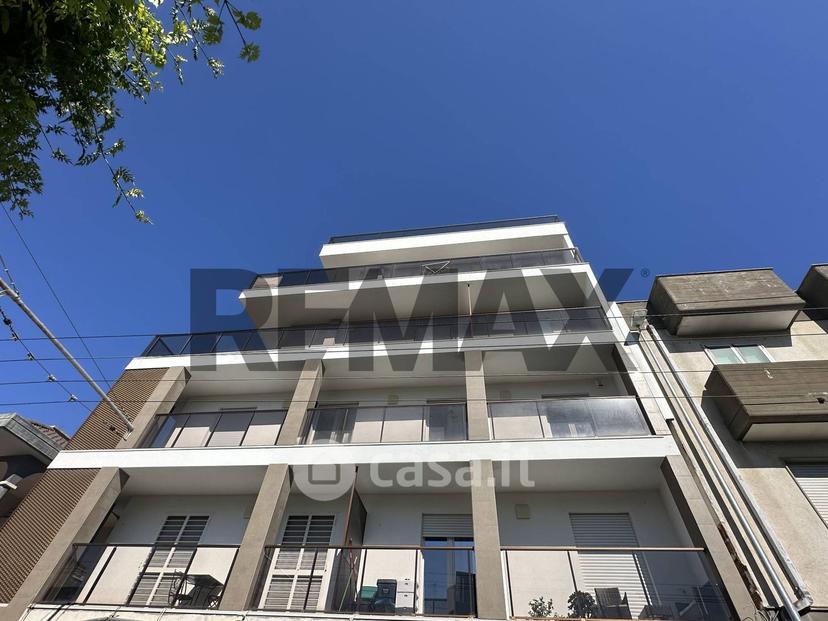 Trilocale in Via Vincenzo Roppo 72 — foto 9 di 11