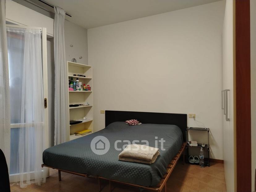 Stanza in Via Parini — foto 10 di 17