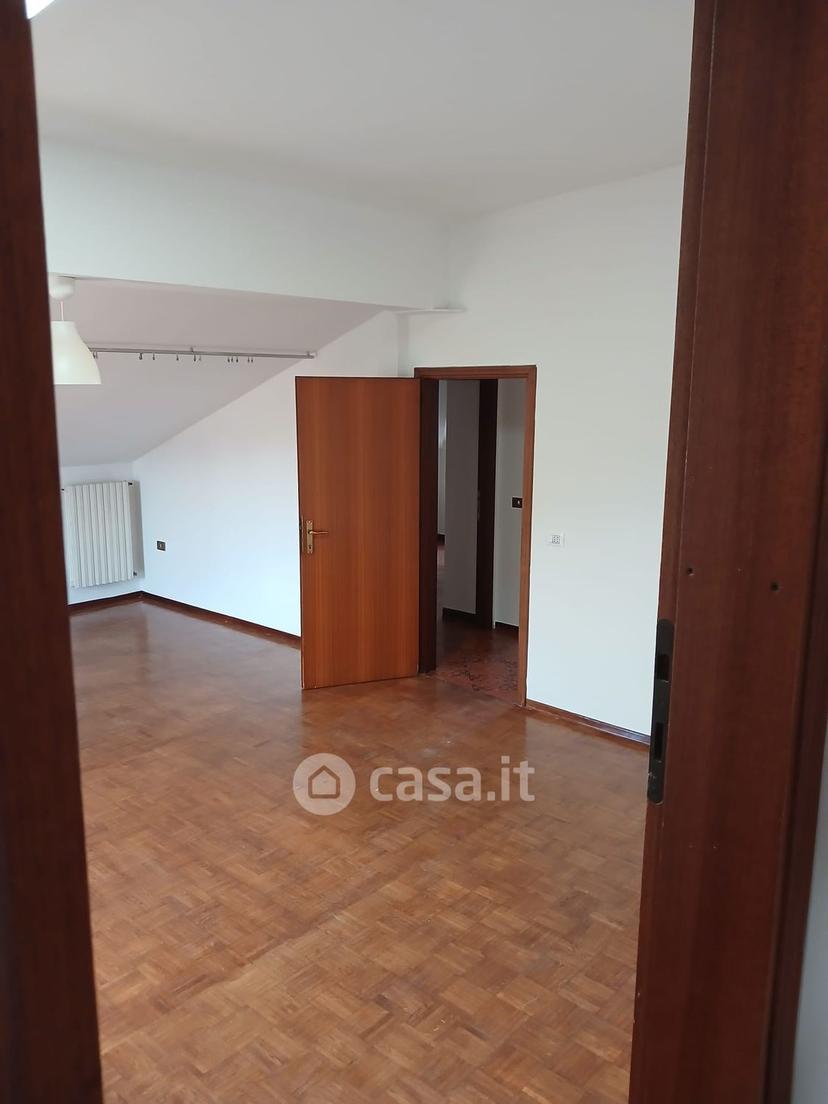 Appartamento in Via Giacomo Camporesi — foto 2 di 14
