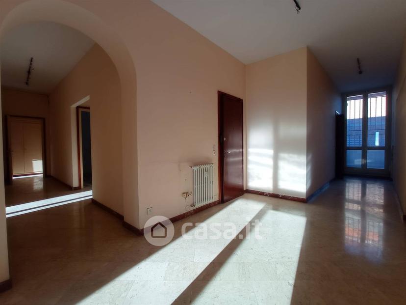 Appartamento in Viale Roma 5 — foto 7 di 20