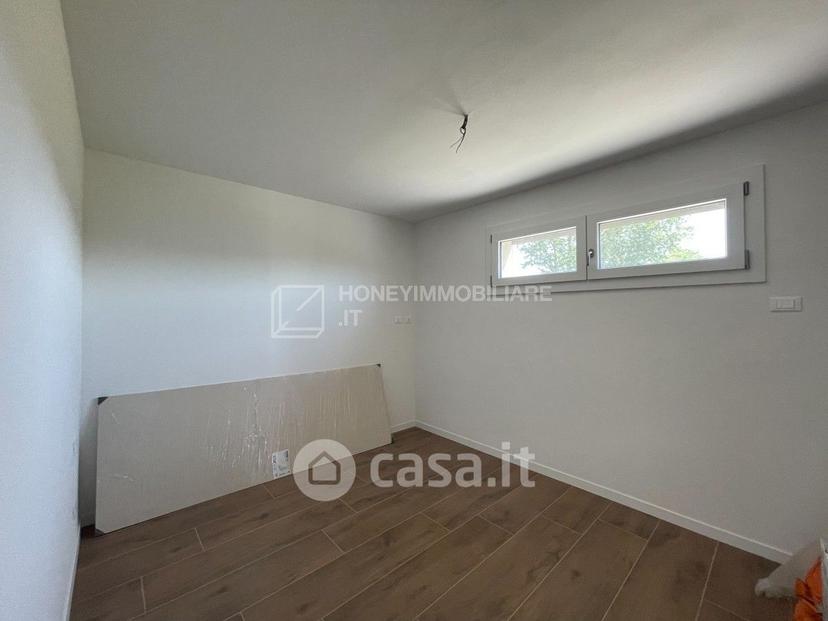 Villa in Via Giovannino Guareschi — foto 33 di 38
