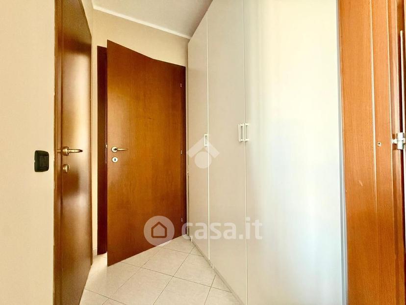 Bilocale in Via Giuseppe Ungaretti 19 — foto 8 di 23