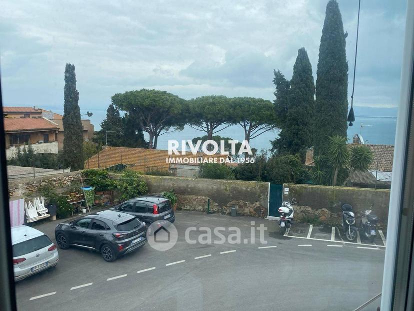 Trilocale in Via Lividonia — foto 2 di 11
