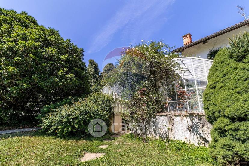 Villa in Via Ing. Bertola 1 — foto 2 di 132