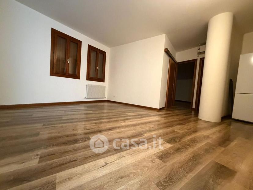Trilocale in Vicolo Macello — foto 4 di 11