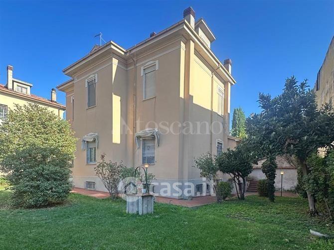 Trilocale in Via XX Settembre — foto 2 di 11