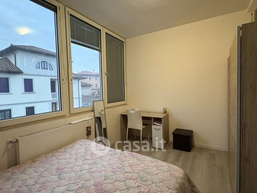 Stanza in Via Moggio 21 — foto 4 di 7