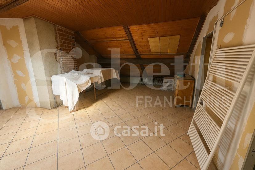 Bilocale in Via Vittorio Emanuele II 18 — foto 2 di 15