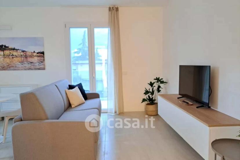 Bilocale in Via Bellinzona 52 — foto 6 di 20