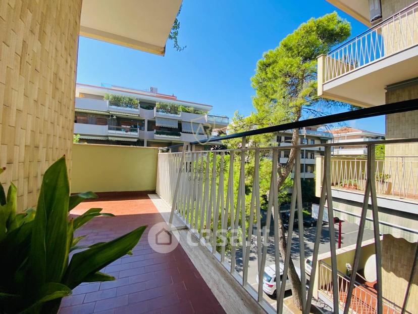 Trilocale in Viale John Fitzgerald Kennedy 78 — foto 25 di 34
