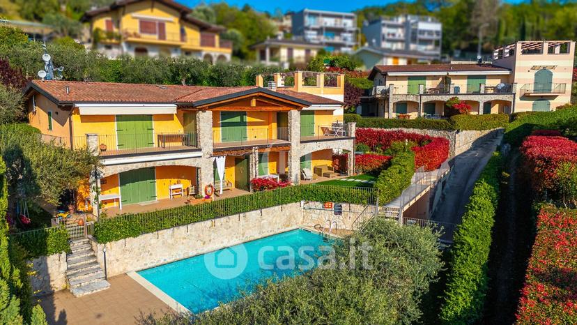 Trilocale in Via al Castel — foto 2 di 21