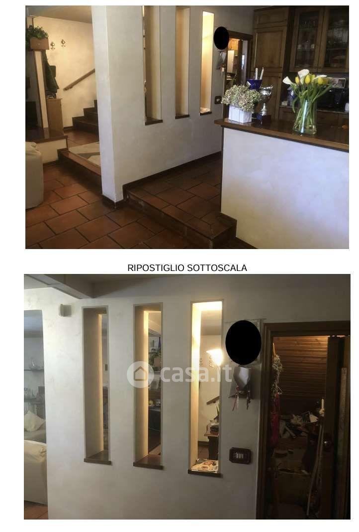 Trilocale in Via Gazzolo 14 — foto 6 di 25