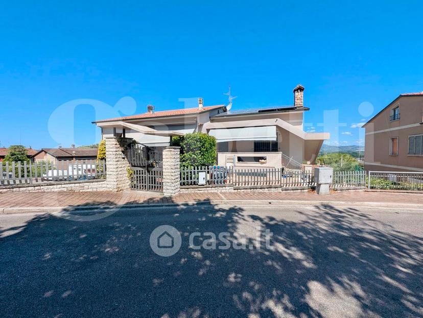 Villa in Via Mario Angeloni 1 — foto 30 di 50