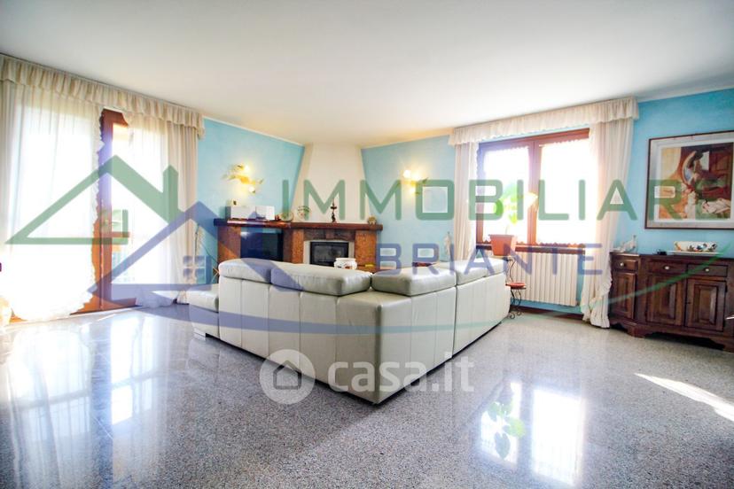 Villa in Via A. Macchi 35 — foto 8 di 28