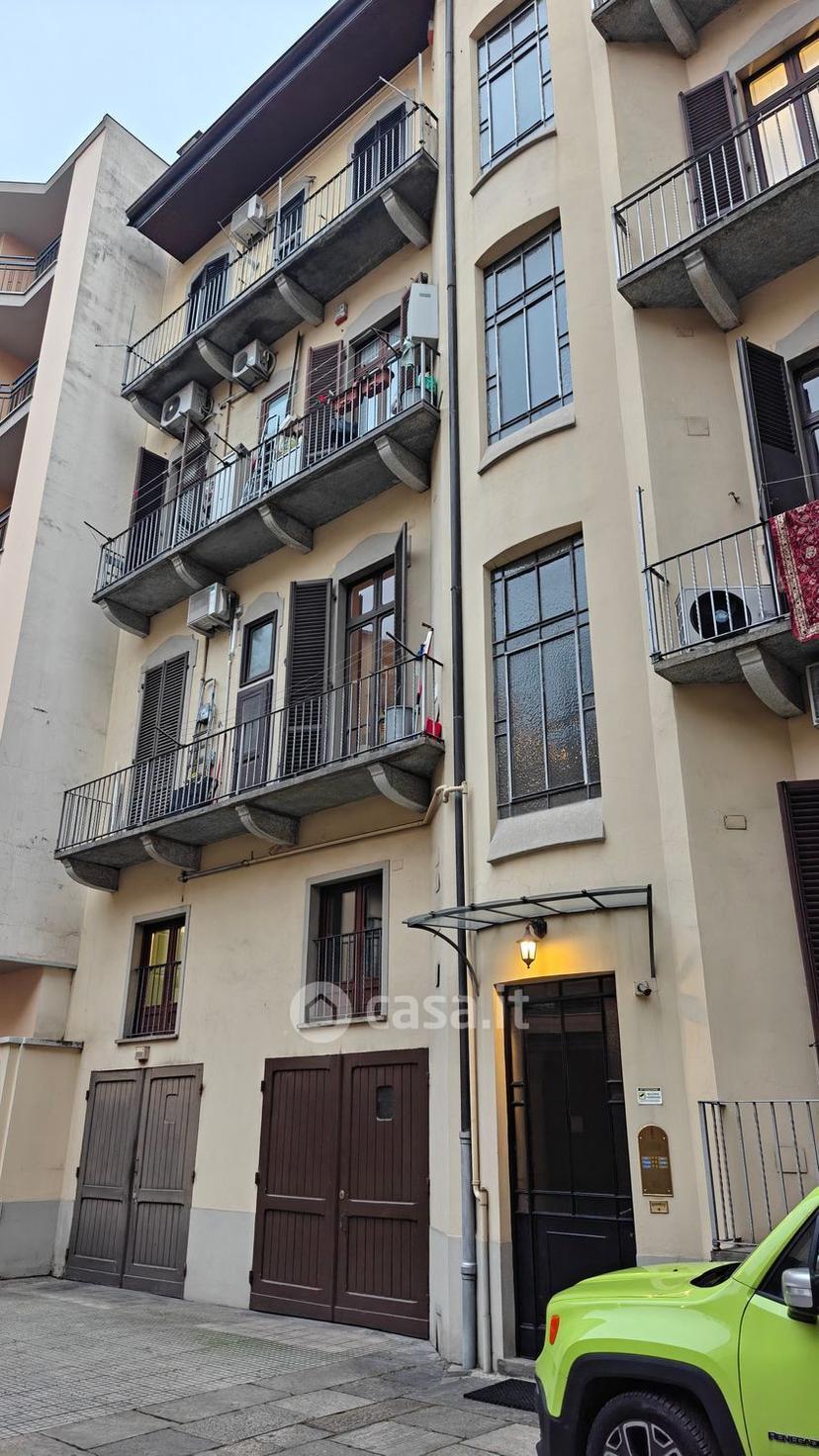 Trilocale in Corso Re Umberto 21 Bis — foto 4 di 34